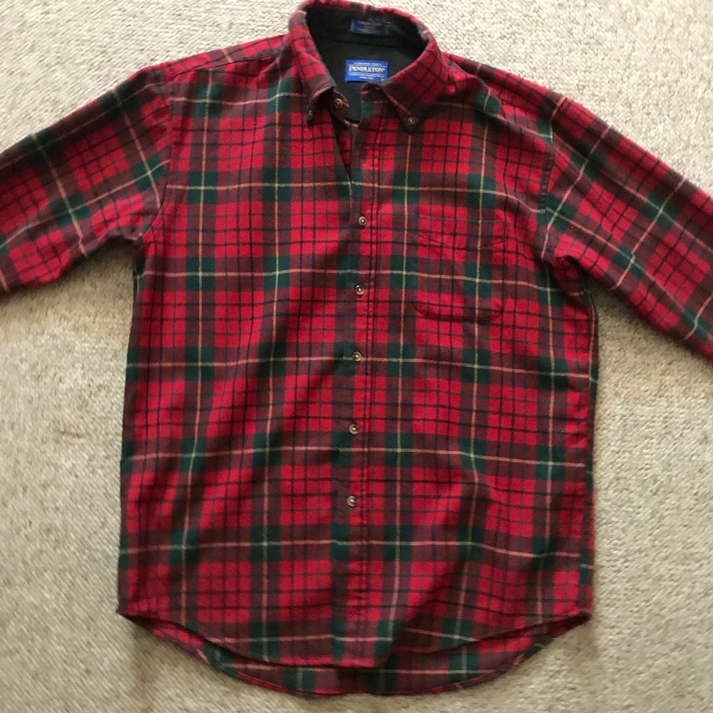 Pendleton's FITTED BUTTON-DOWN FIRESIDE SHIRT